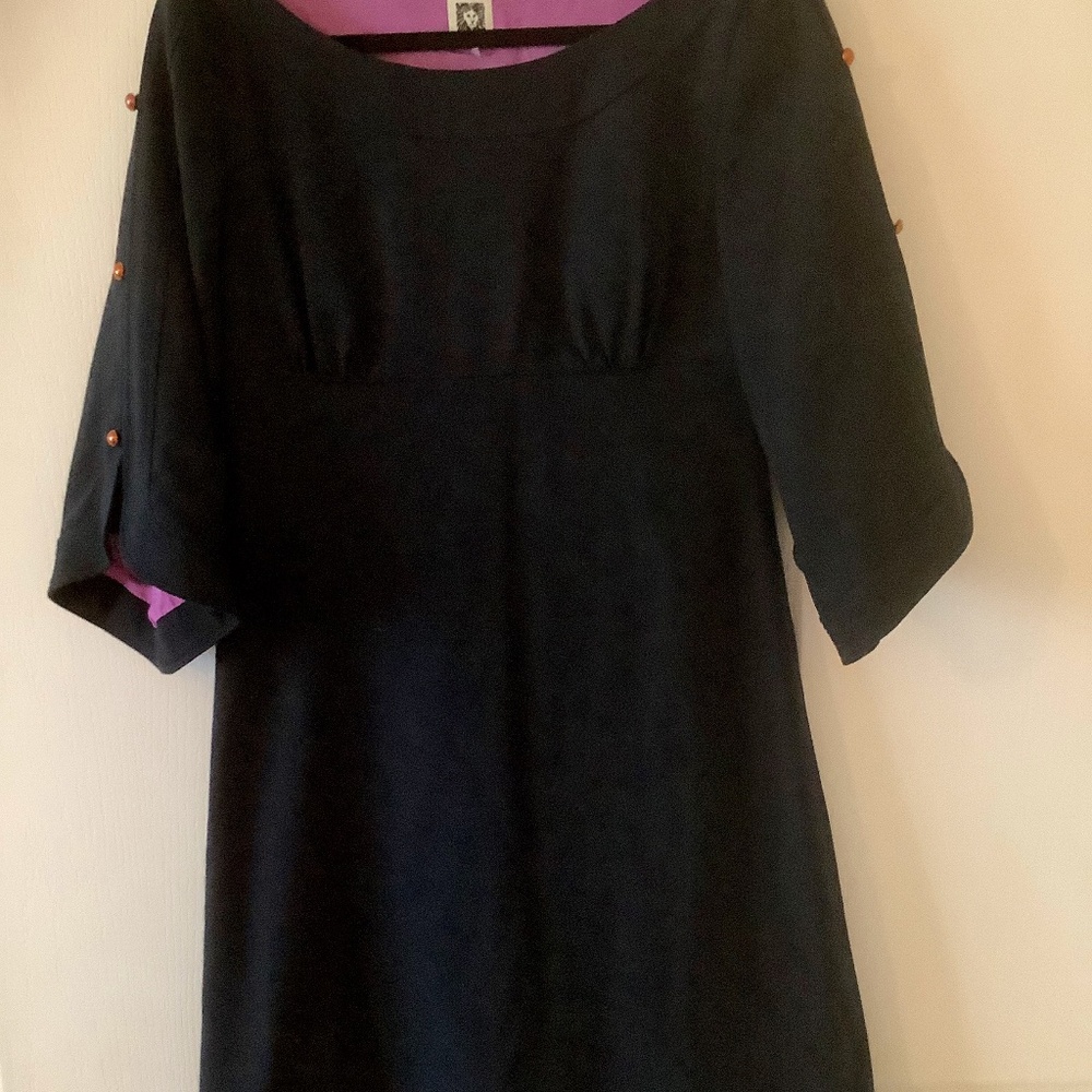 Anne Klein - Picture 1 of 3
